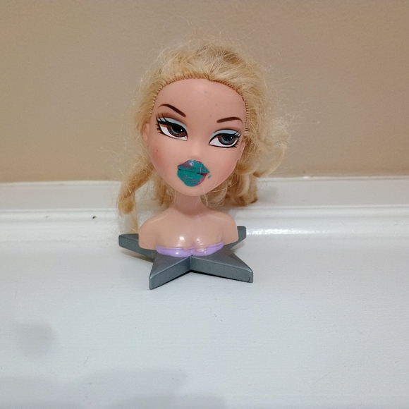 Bratz - Picture 3 of 7